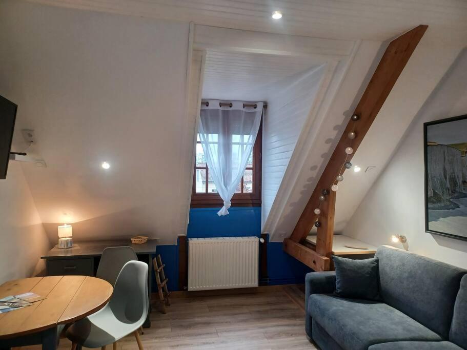 Appartamento Studio Les Trois Cles Fressenneville Esterno foto