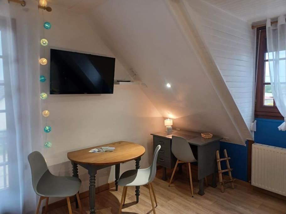 Appartamento Studio Les Trois Cles Fressenneville Esterno foto